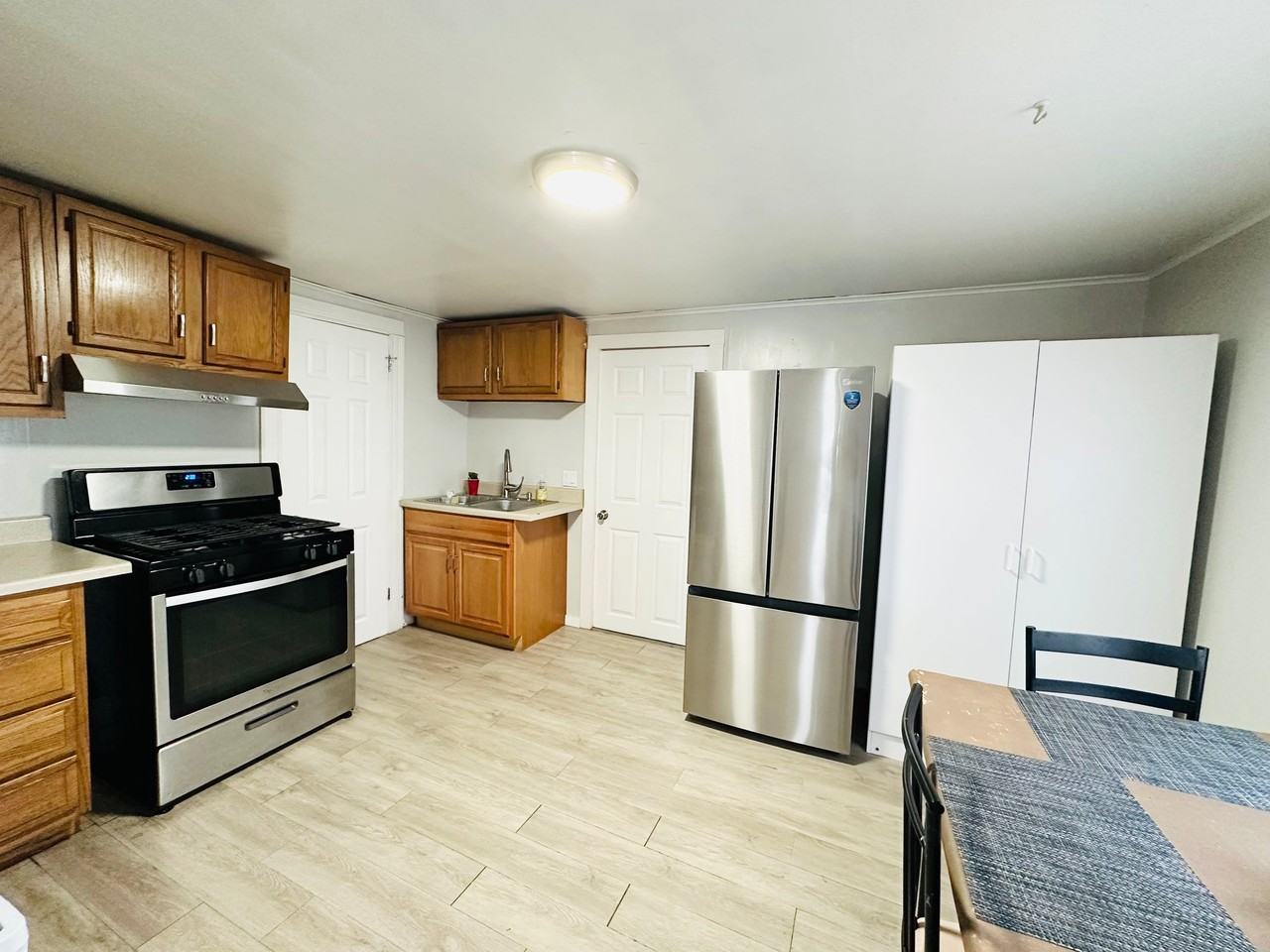 10 Garfield Ave #2 - Photo 5 of 7
