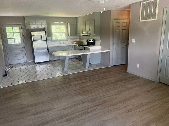 353 Calvin Sowers Rd #2 - Photo 4 of 5