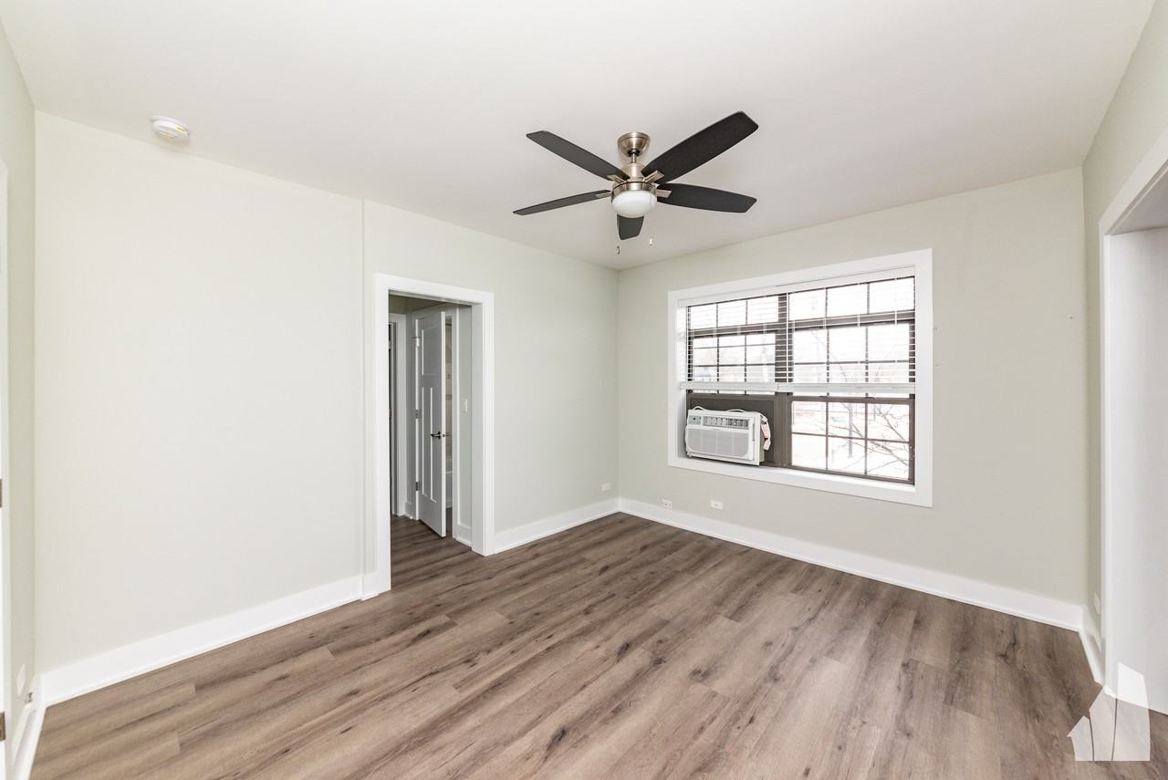 485 Roger Williams Ave #725-13 - Photo 3 of 13