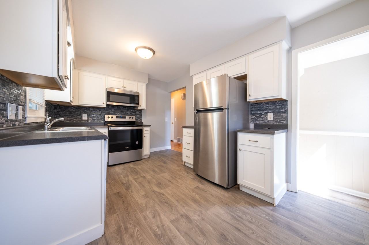 4103 Oregon Ave N #1 - Photo 2 of 33