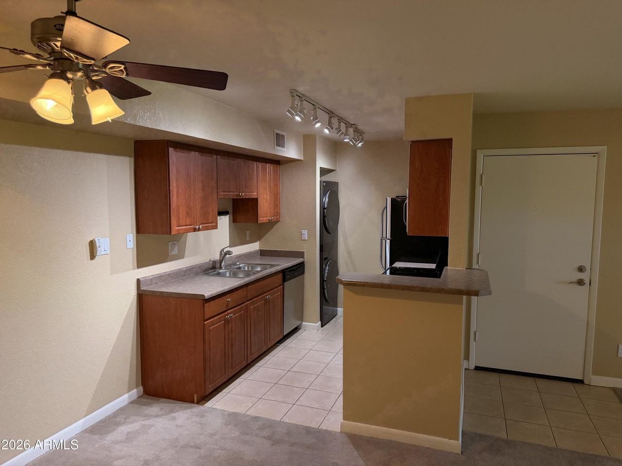 5995 N 78th St #1009 - Photo 3 of 28