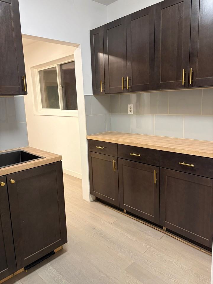 226 Munroe Avenue - Photo 6 of 15