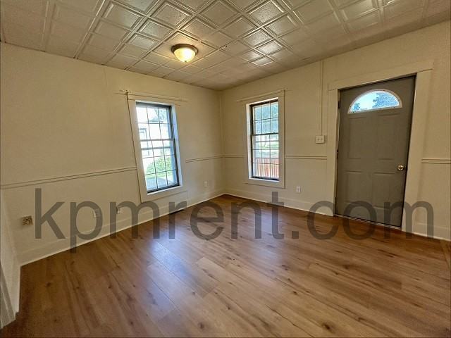 912 2nd Ave Ne #1 - Photo 4 of 16