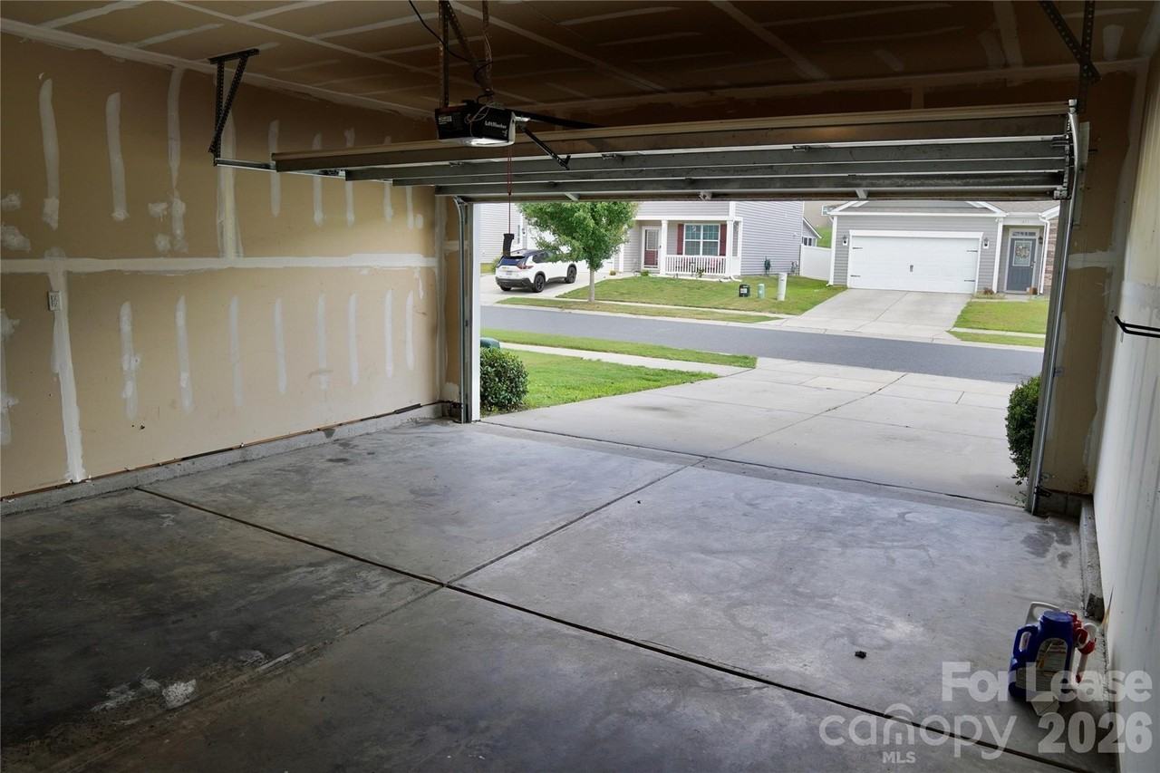 3276 Hawksbill St Sw - Photo 6 of 35