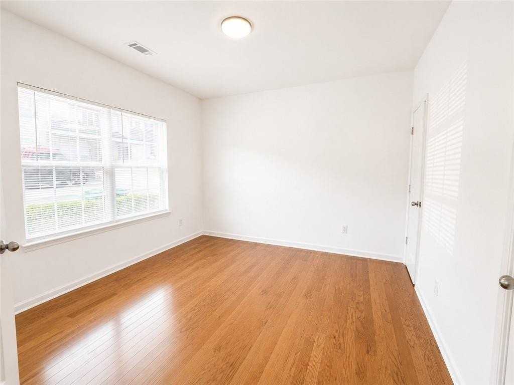 6944 Rogers Pt - Photo 2 of 17