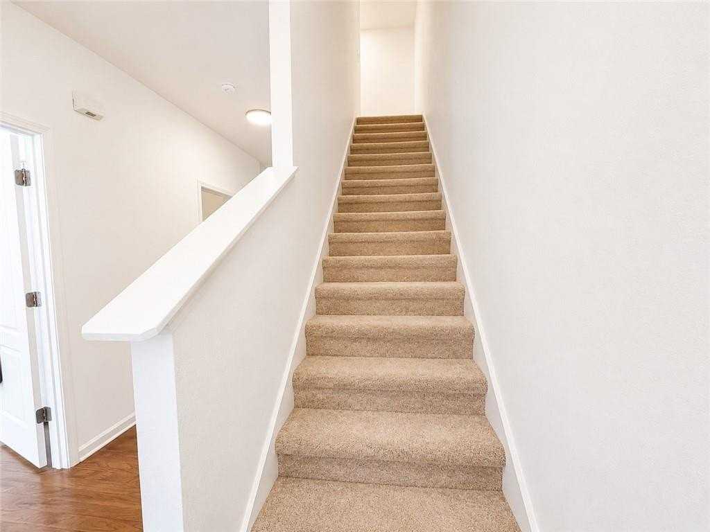 6944 Rogers Pt - Photo 6 of 17