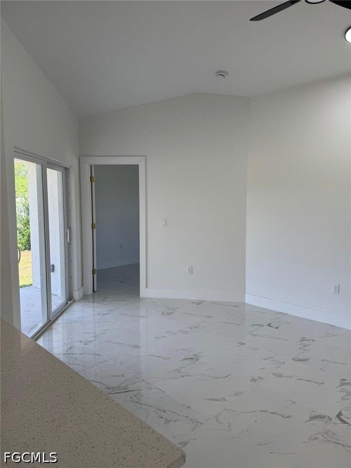 4677 Golfview Blvd - Photo 4 of 17