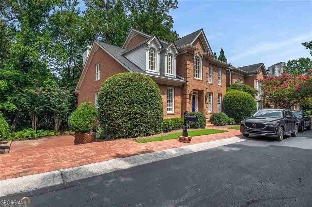 448 Ivy Park Ln Ne - Photo 2 of 47