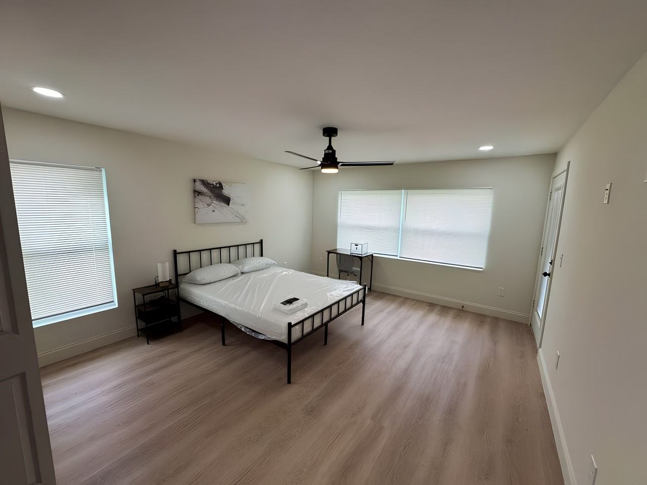 W Oak Ave - Photo 4 of 5