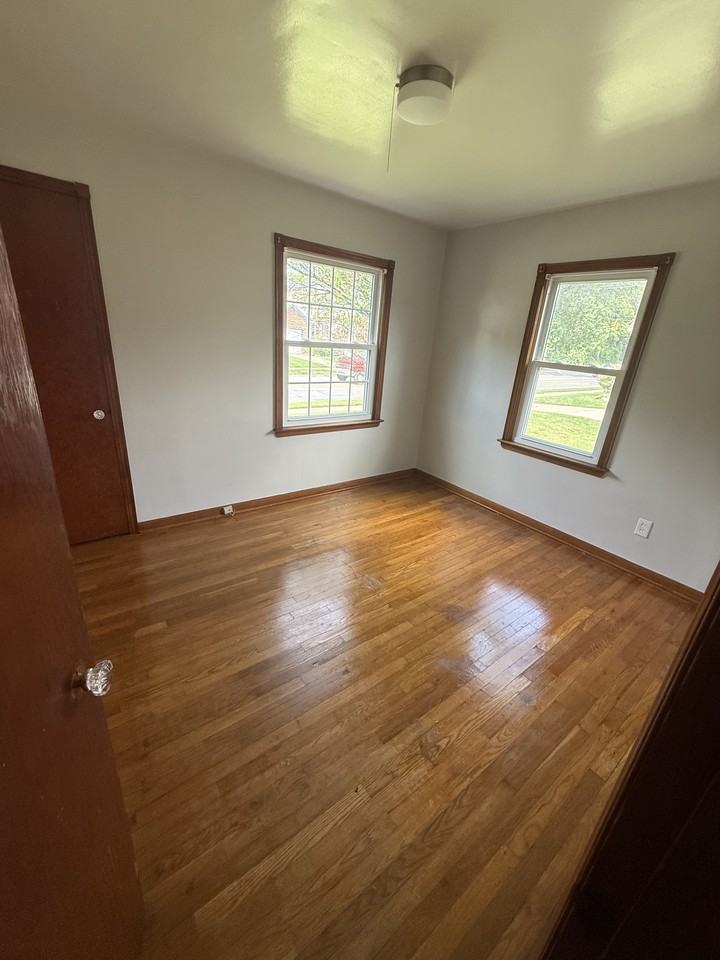 1115 Villaview Rd #1 - Photo 3 of 50