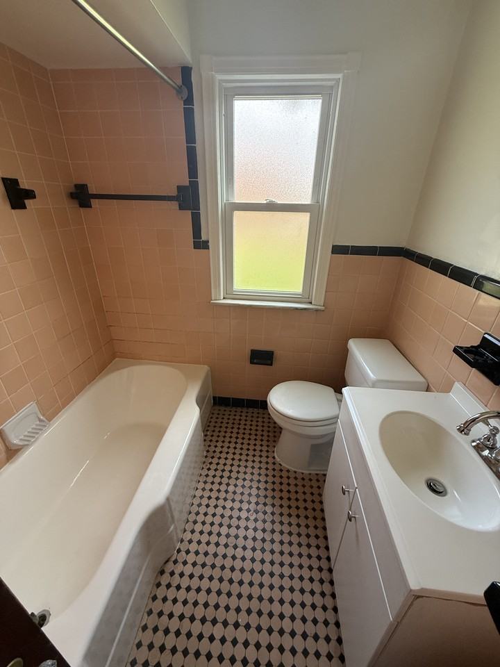 1115 Villaview Rd #1 - Photo 5 of 50