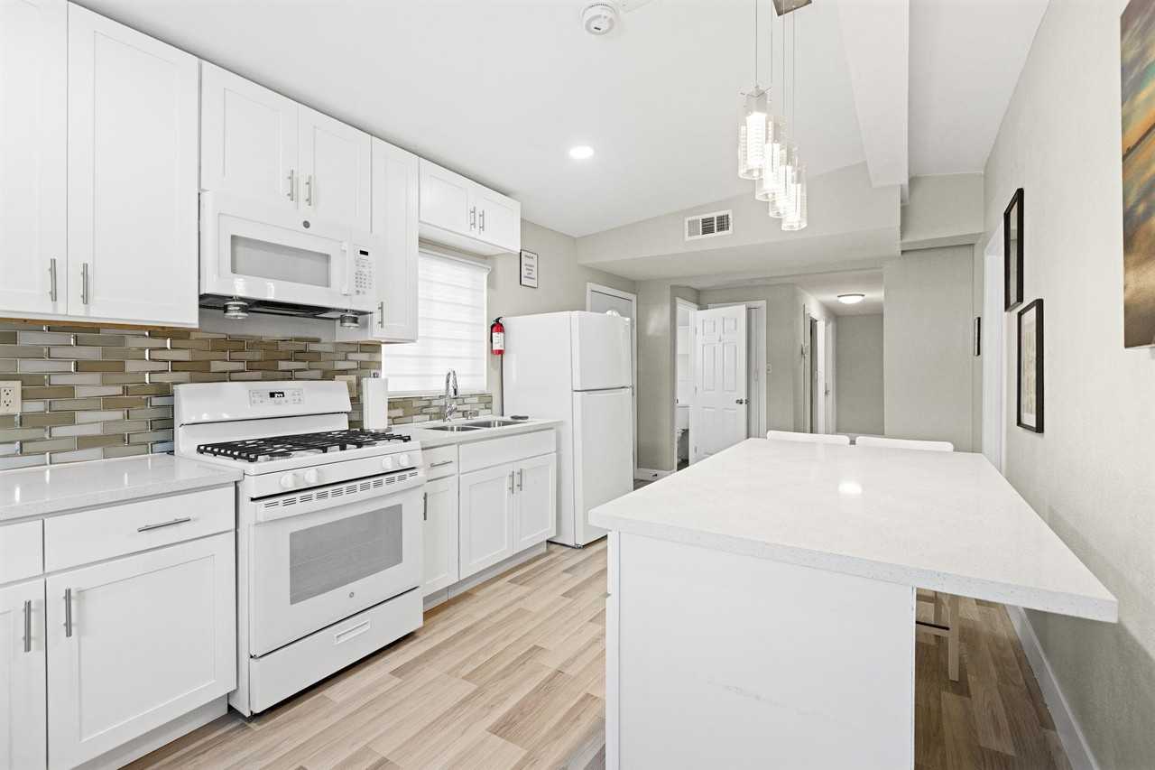 E Wilson Ave - Photo 3 of 14