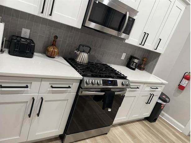 Woodlawn Ave - Photo 5 of 15
