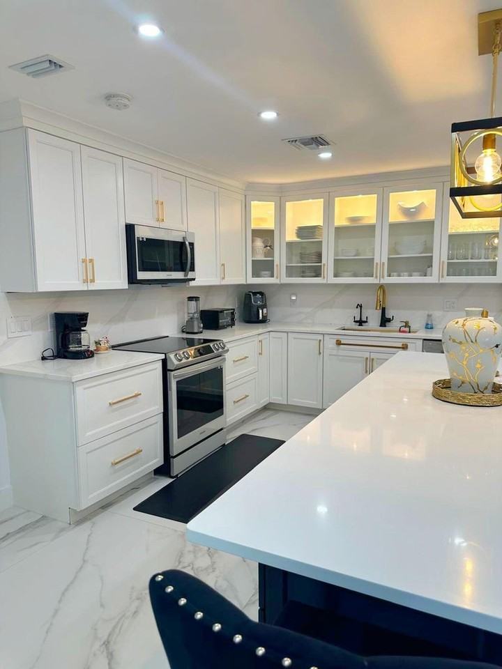 Nw 53rd St - Photo 5 of 7