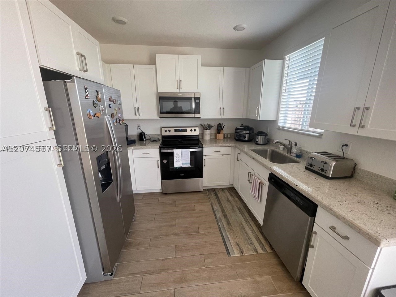 2346 Se 12th Ct - Photo 7 of 22