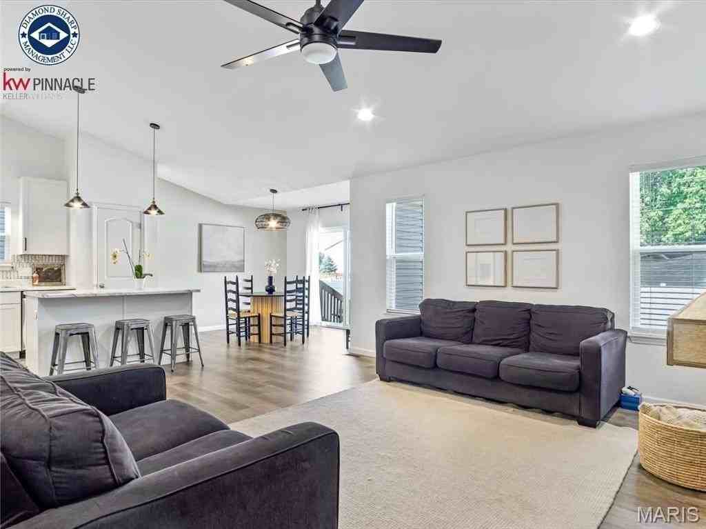 1159 Lear Ln - Photo 7 of 21