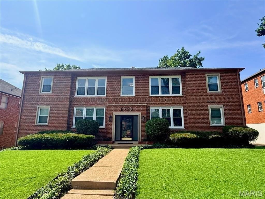 8722 Delmar Blvd #1W