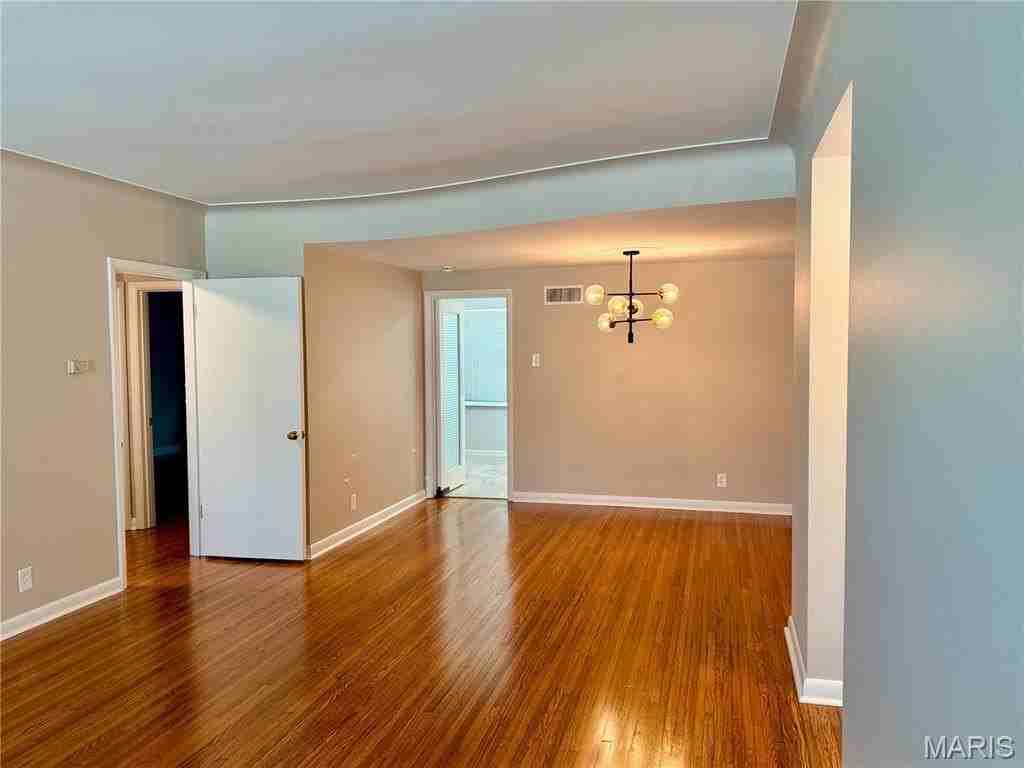 8722 Delmar Blvd #1W - Photo 4 of 24
