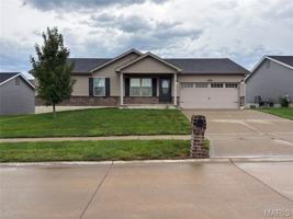 featured image of 465 Honeysuckle Creek Dr