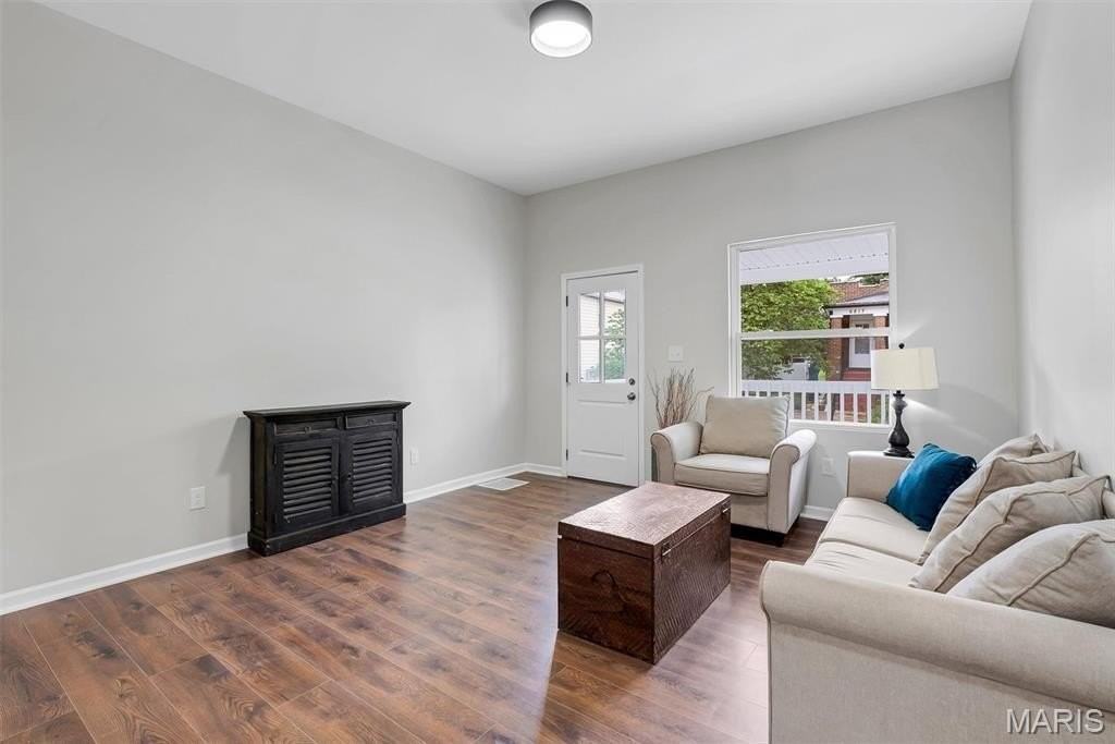 6816 Wise Ave - Photo 6 of 14