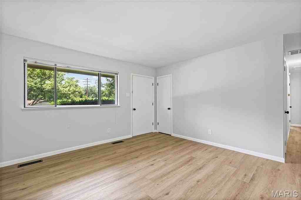 404 Spring Meadows Dr - Photo 7 of 38