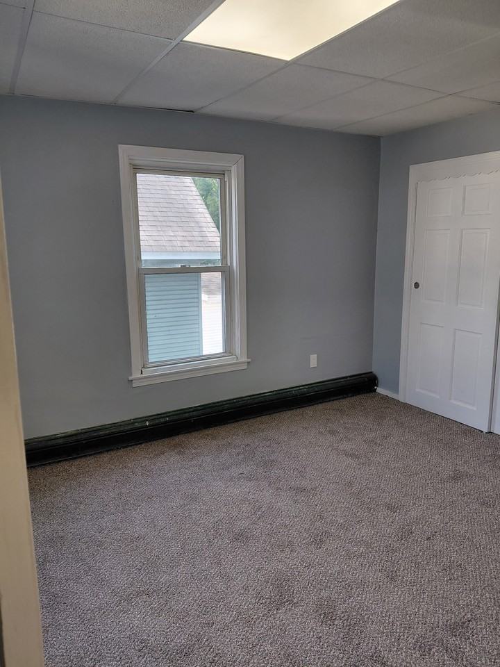 117 Pine St #2 - Photo 5 of 7