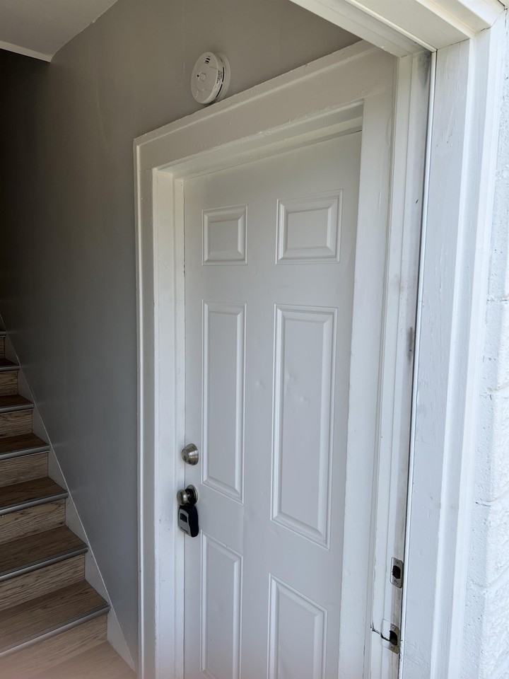 124 Oak St #1 - Photo 2 of 13