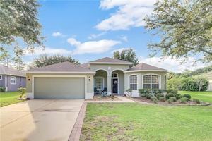 featured image of 909 Summit Ash Ct