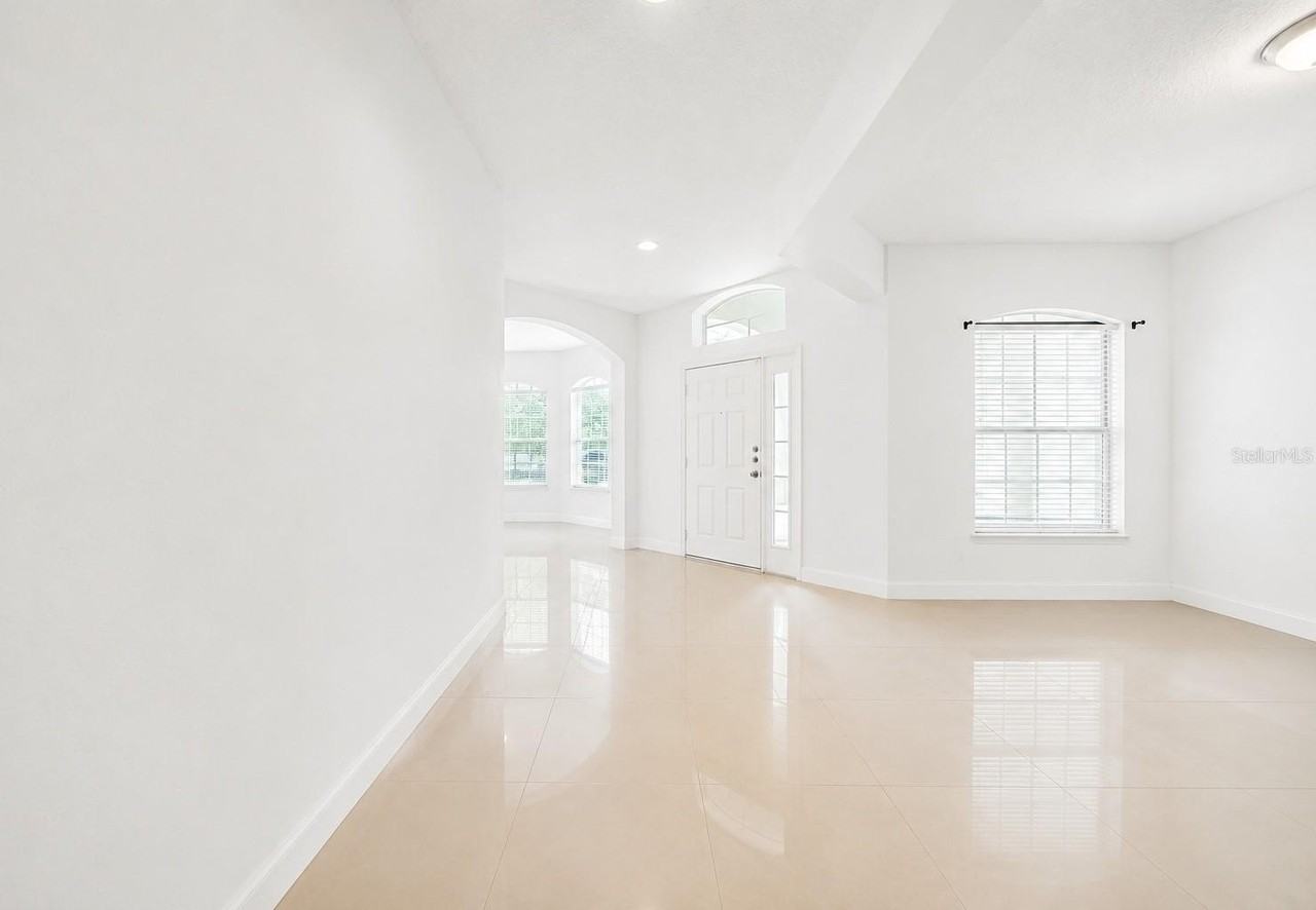 909 Summit Ash Ct - Photo 4 of 24