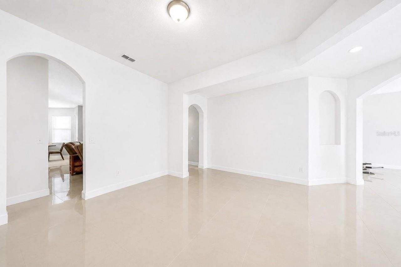 909 Summit Ash Ct - Photo 5 of 24
