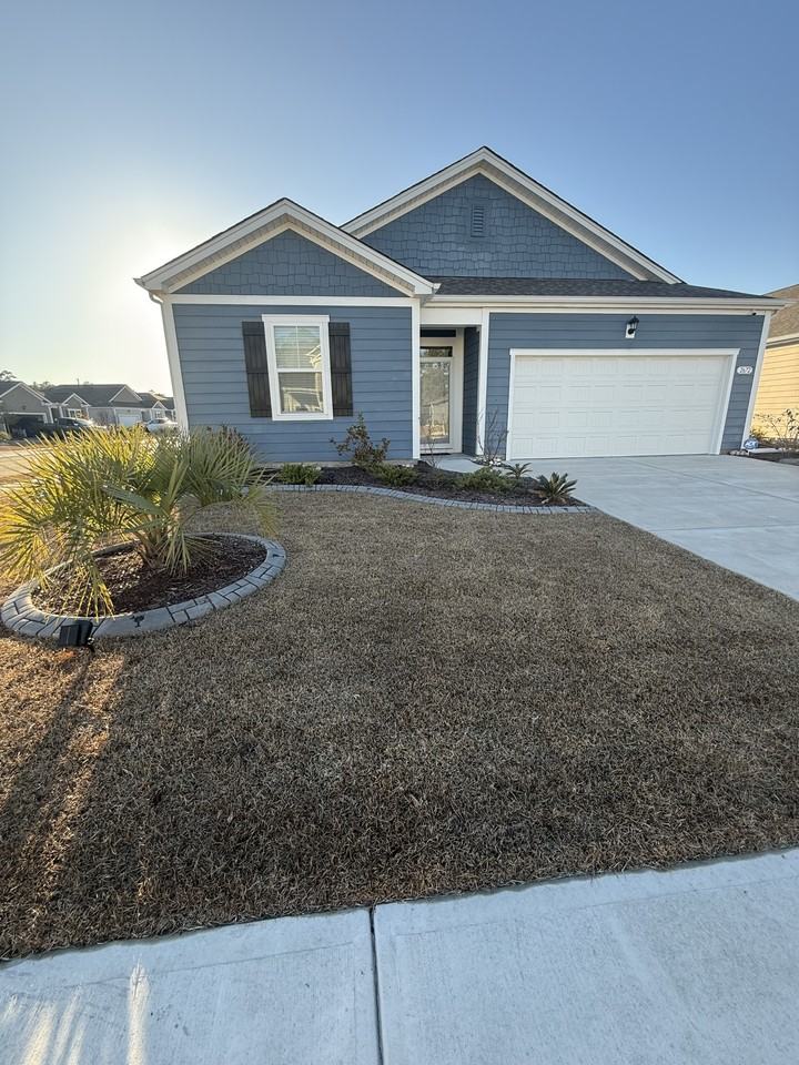 2672 Pegasus Pl - Photo 2 of 33