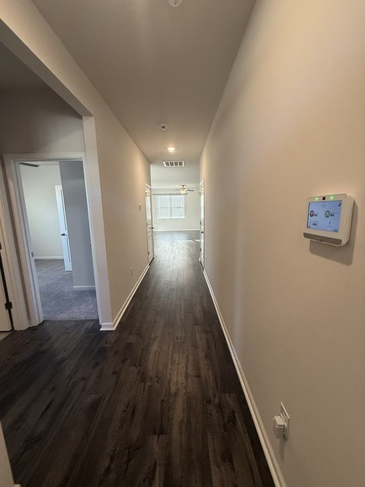 2672 Pegasus Pl - Photo 6 of 33