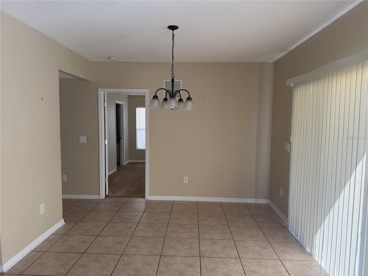 6509 Bridgecrest Dr - Photo 5 of 15