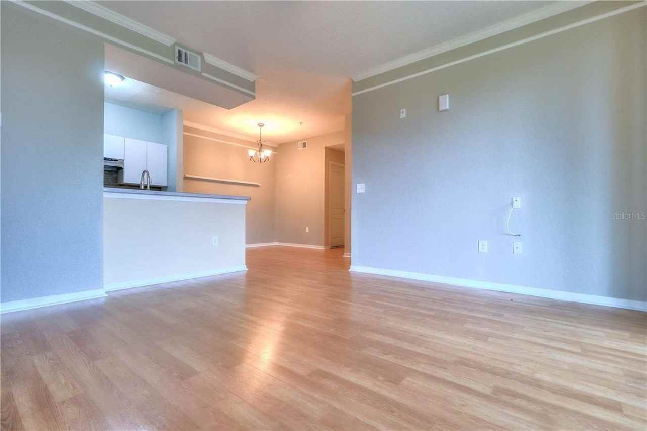 17102 Carrington Park Dr #320 - Photo 4 of 50