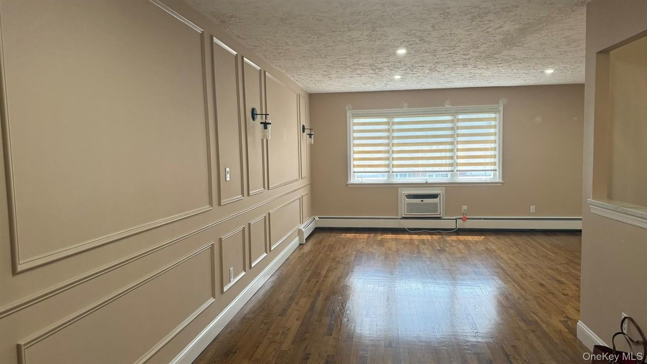 14437 26th Ave - Photo 6 of 24
