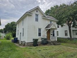 featured image of 716 Fowler St #1