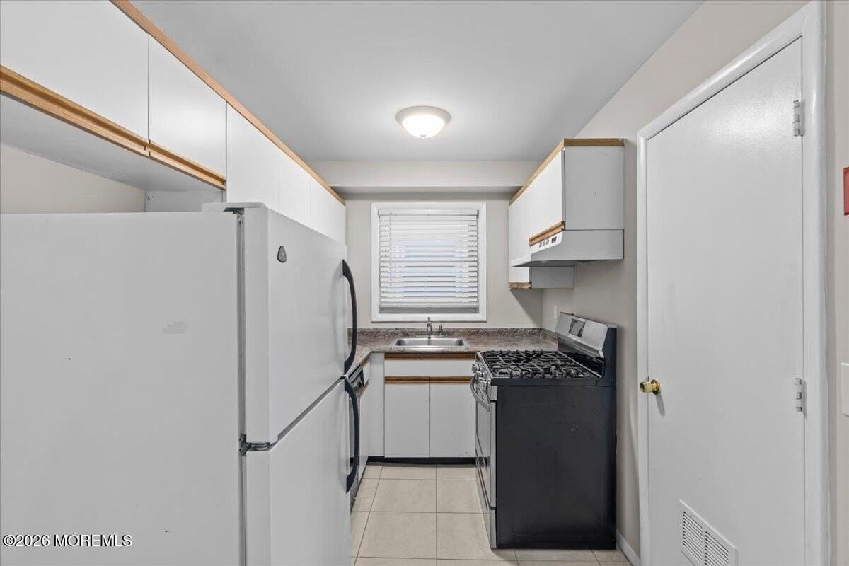 601 Mistletoe Ave #20 - Photo 7 of 18