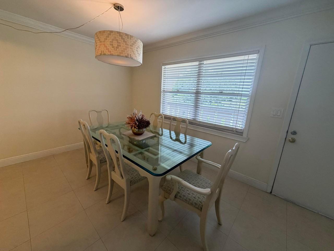 1905 Bermuda Cir - Photo 4 of 16