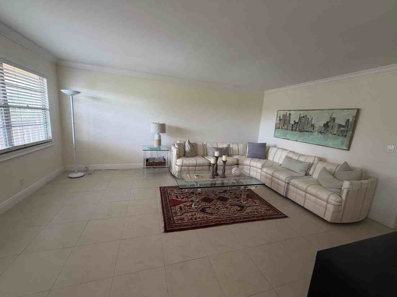 1905 Bermuda Cir - Photo 5 of 16