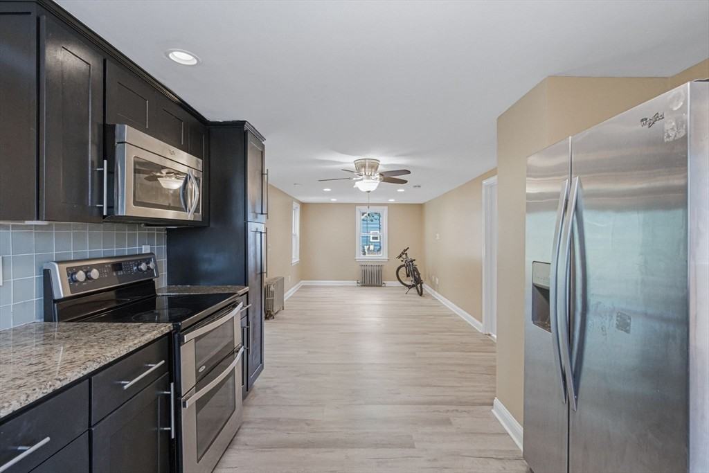 70 Riverside Ave - Photo 5 of 42