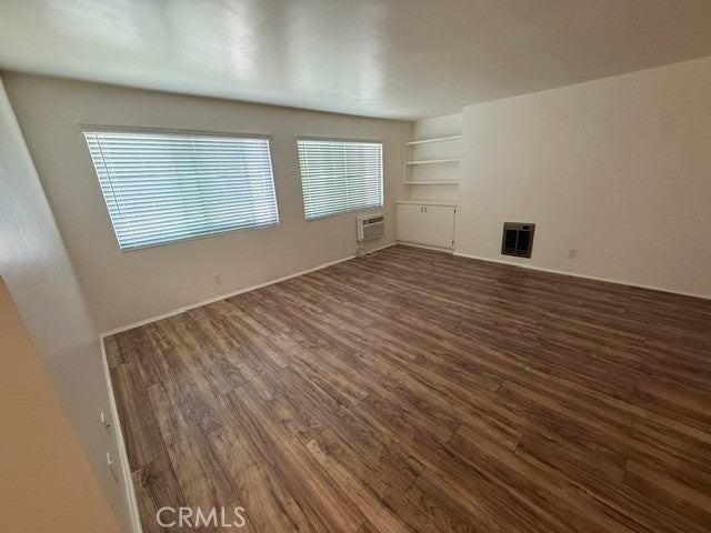 13823 Christine Dr - Photo 5 of 9