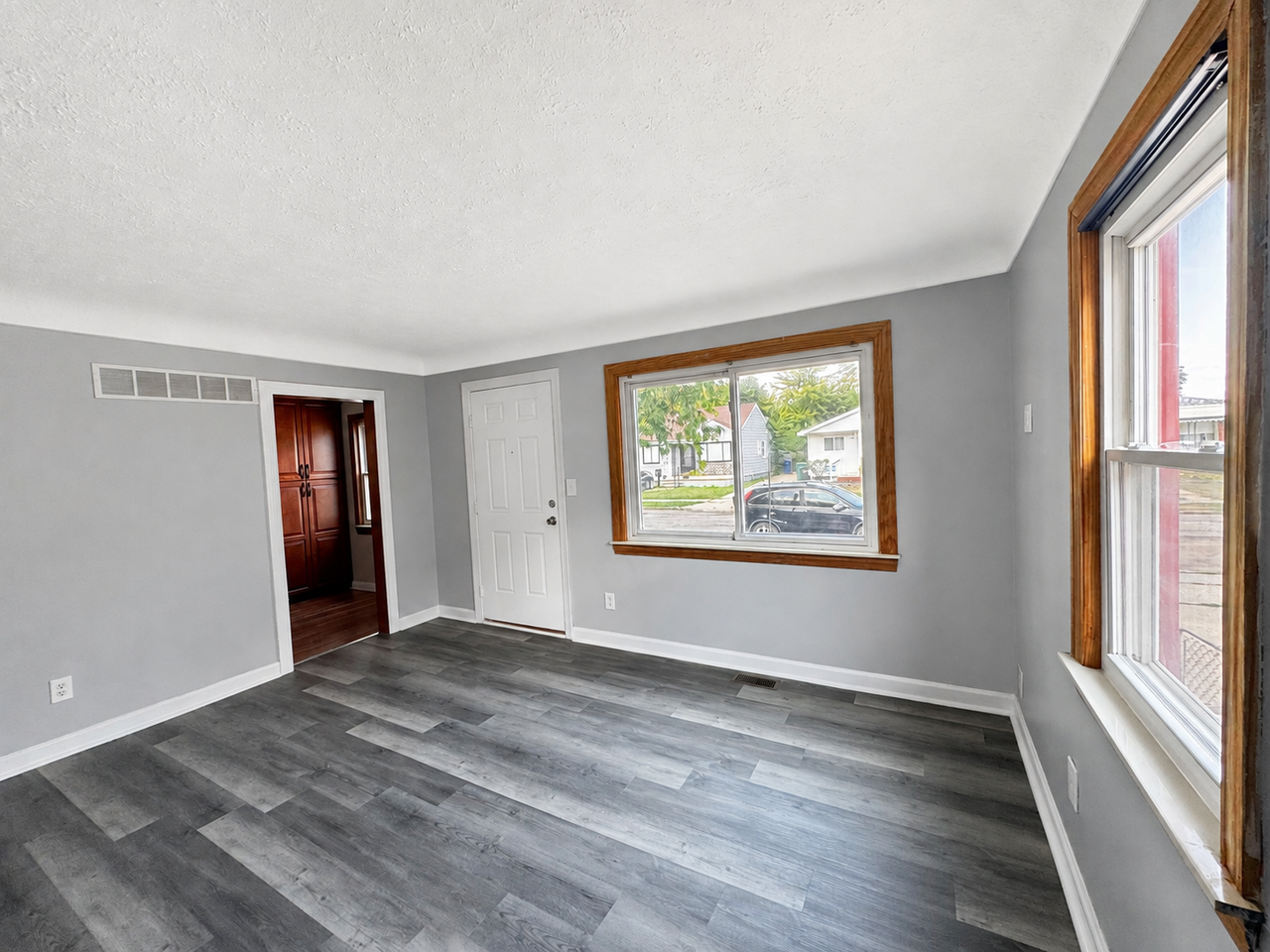 1773 Russell Ave #1 - Photo 4 of 16