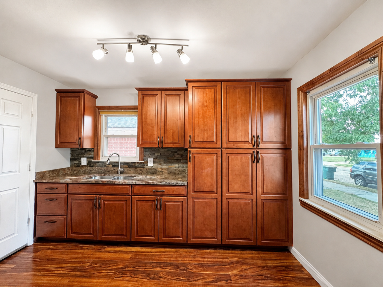 1773 Russell Ave #1 - Photo 5 of 16
