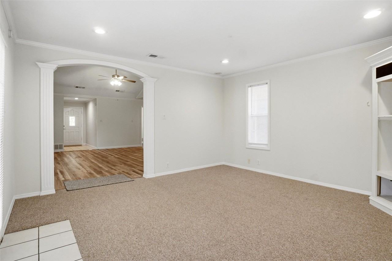 1417 Copper Ridge St - Photo 6 of 27
