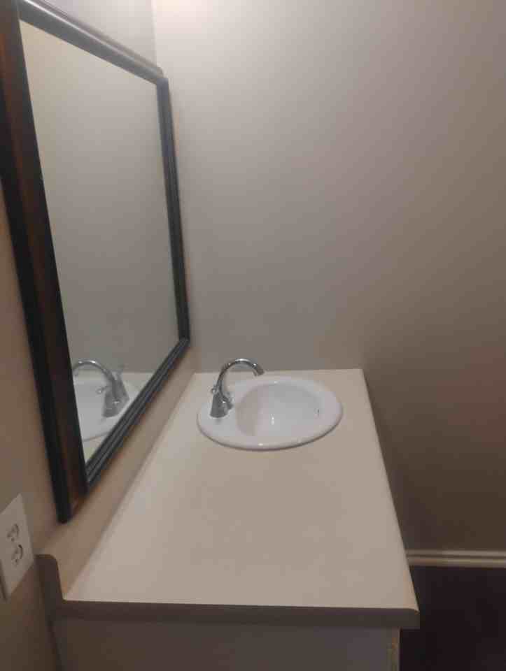 411 Cooke St - Photo 7 of 19