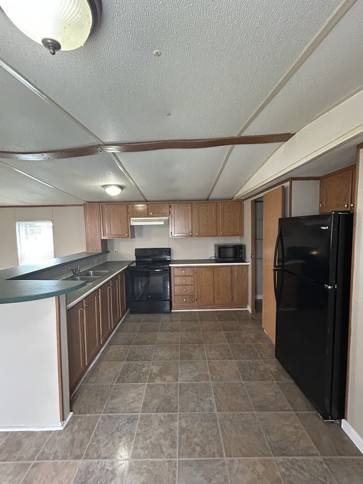 109 Richie St #1 - Photo 5 of 14