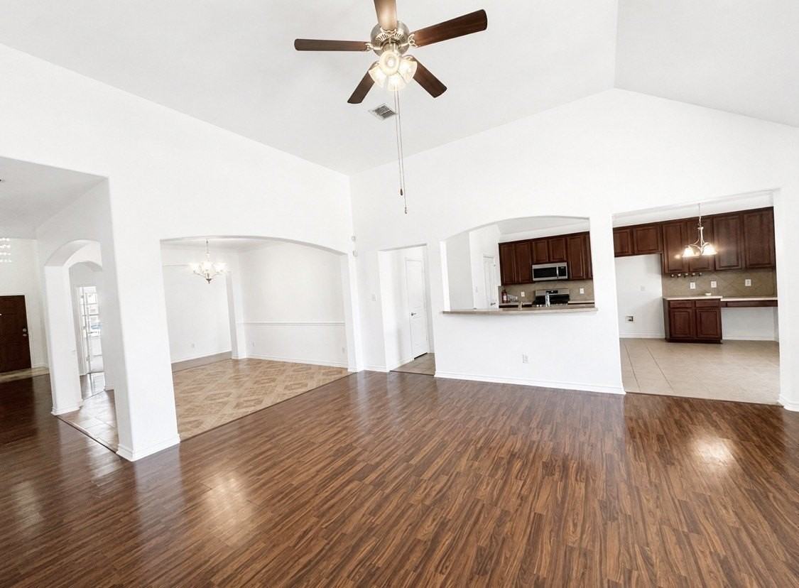 2776 Park Pl - Photo 5 of 20