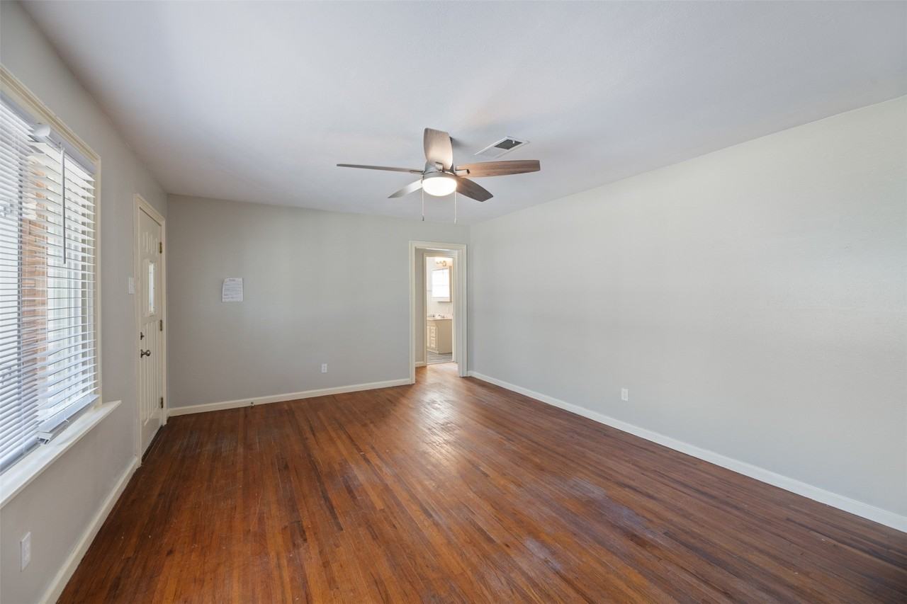413 Kimbrough St - Photo 4 of 23