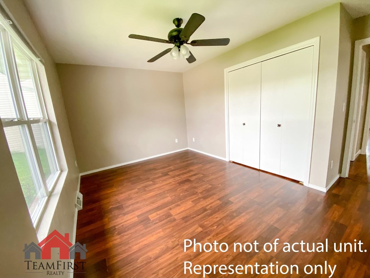 1254 Crown Ct #1 - Photo 5 of 6
