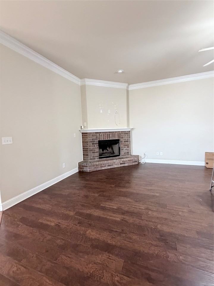 8732 Saint Marys St - Photo 7 of 12